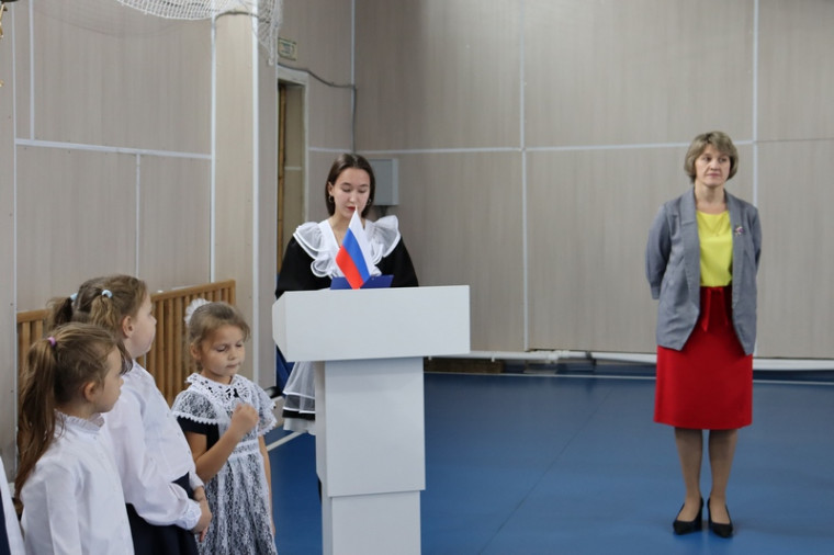 Торжественная церемония вступления в должность Председателя Совета старшеклассников.